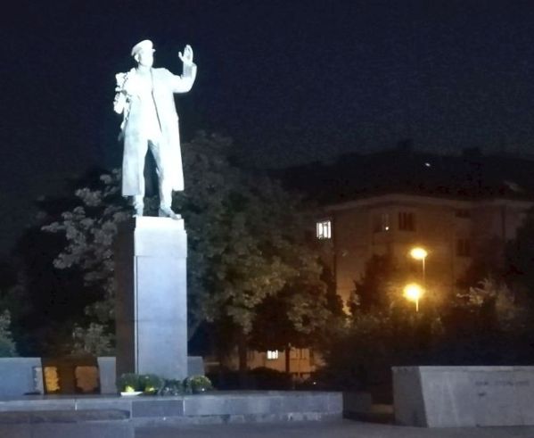 Pomník maršála Koněva na náměstí Interbrigády v Praze 6-Bubenči